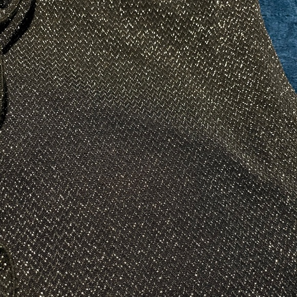 Cartier black and silver top for the holidays - Picture 5 of 5